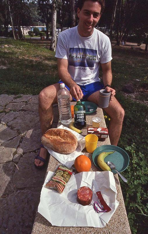 WT 2200 301-18 Portugal Lisbon.jpg